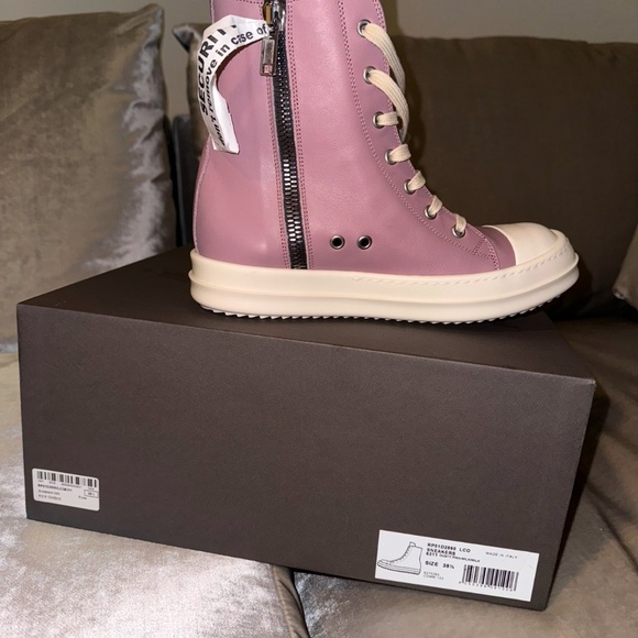 Pink Rick Owens sneakers - Picture 2 of 3